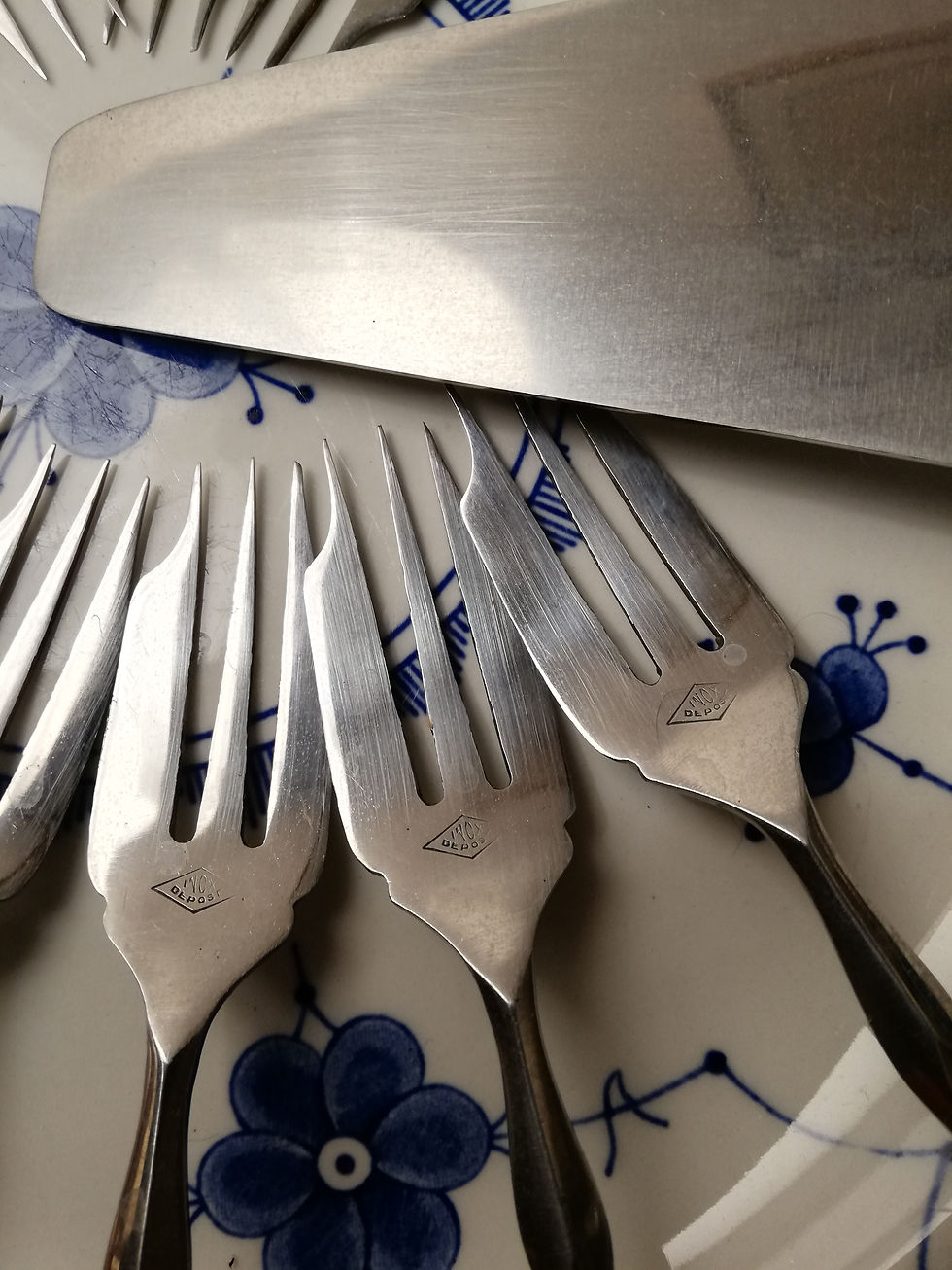 service à dessert vintage bakelite bleu turquoise