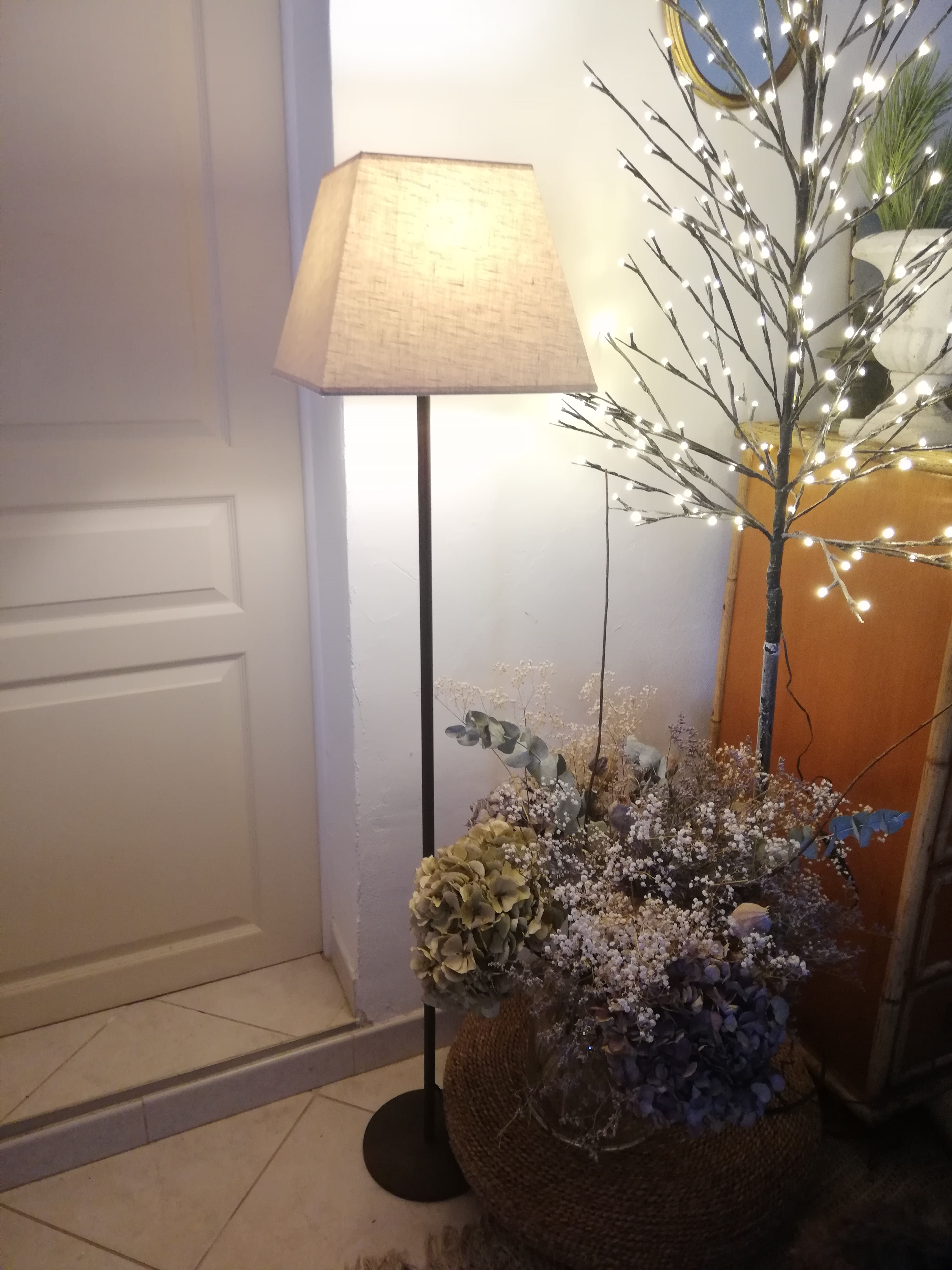 Lampadaire vintage en fer forgé