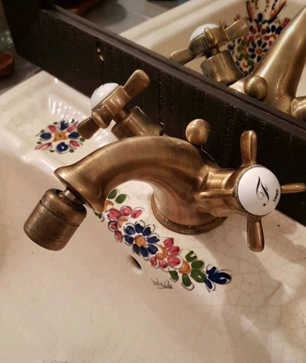 robinet vintage en laiton