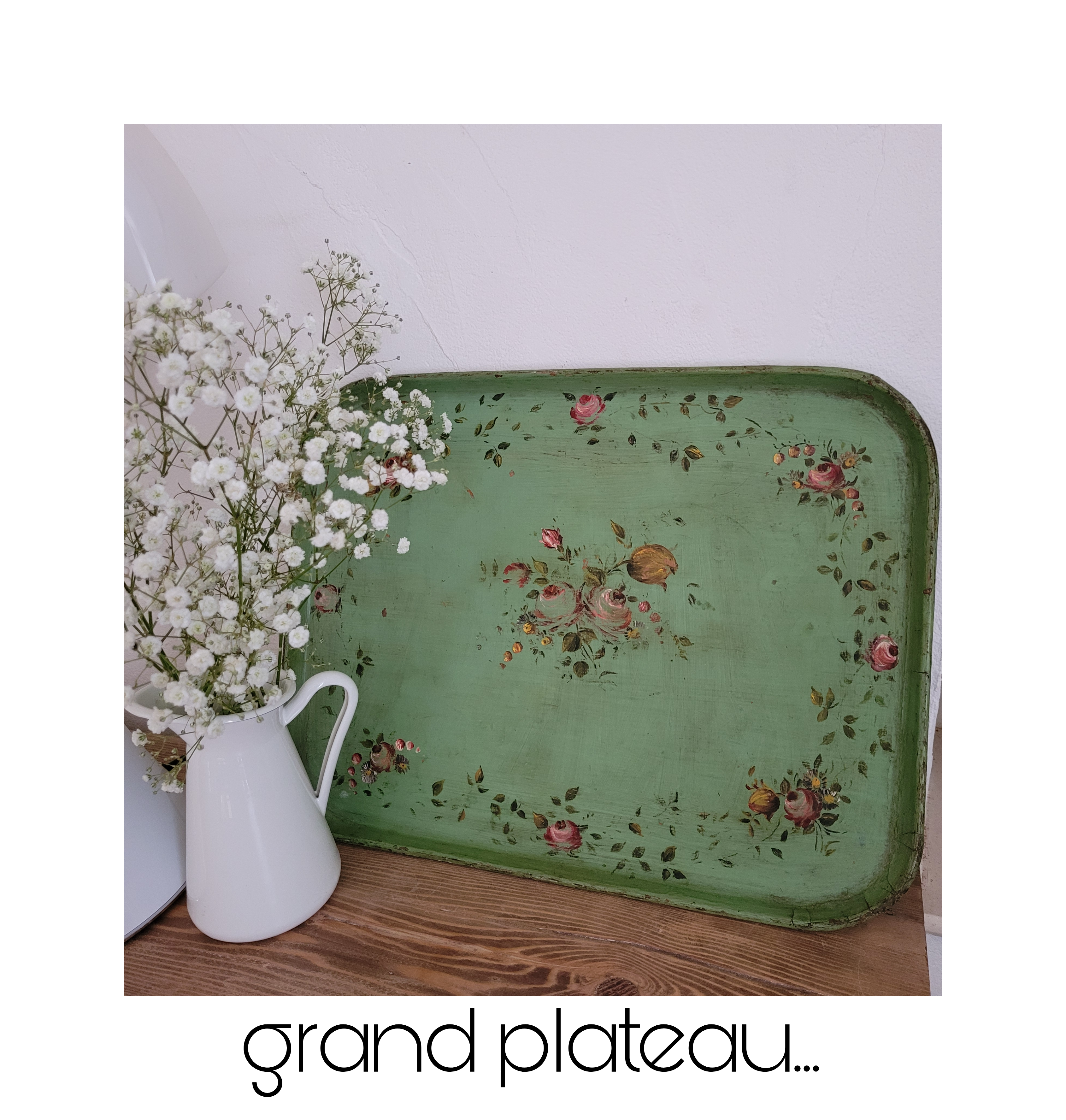 plateau en carton bouilli couleur celadon