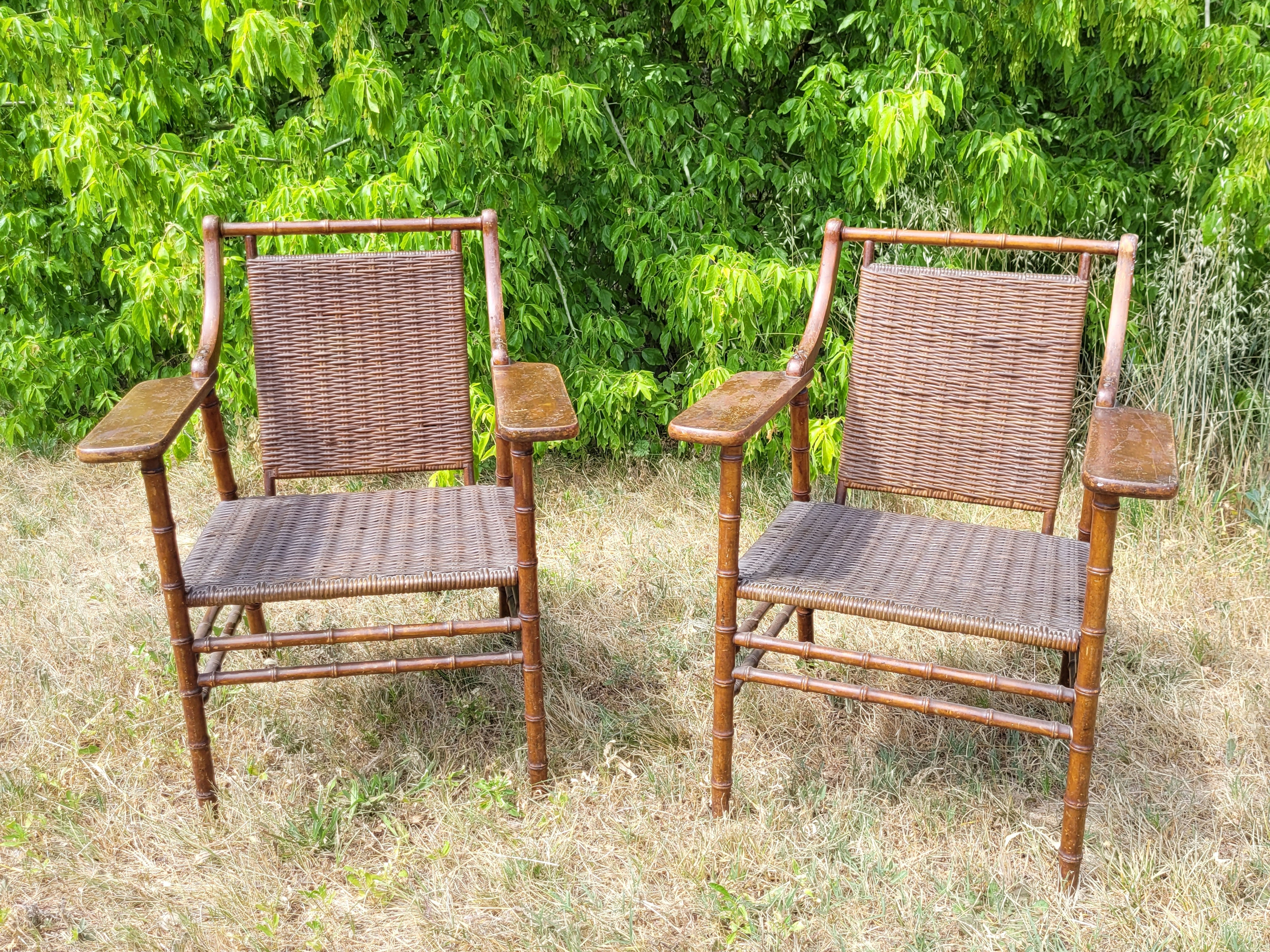 fauteuils en rotin style colonial