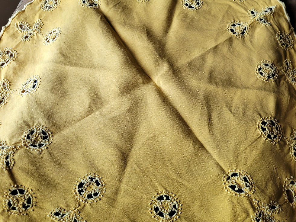 nappe vintage ronde jaune