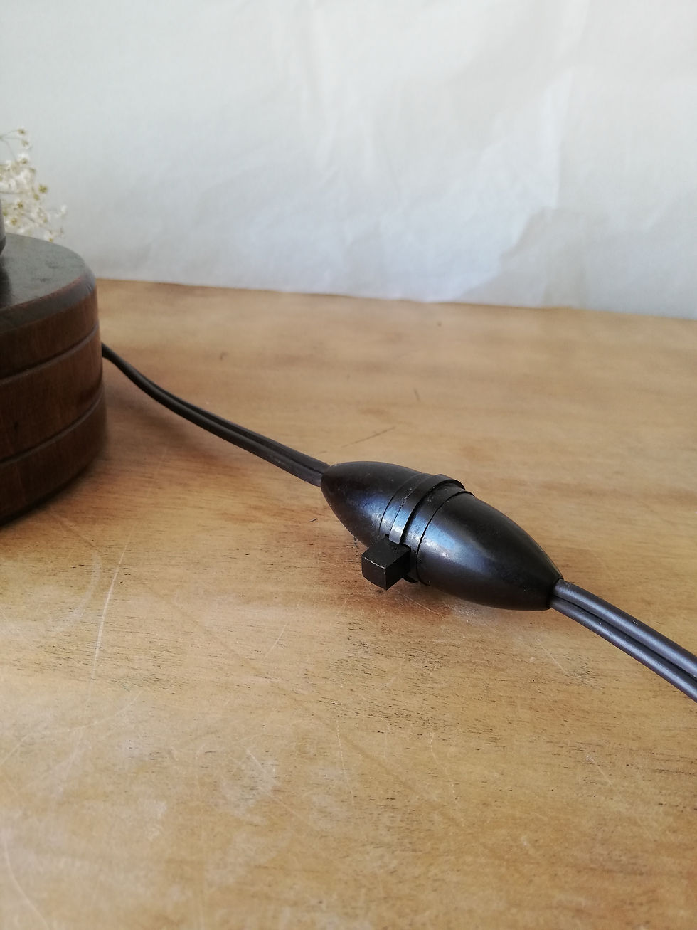 Thumbnail: interupteur bakélite