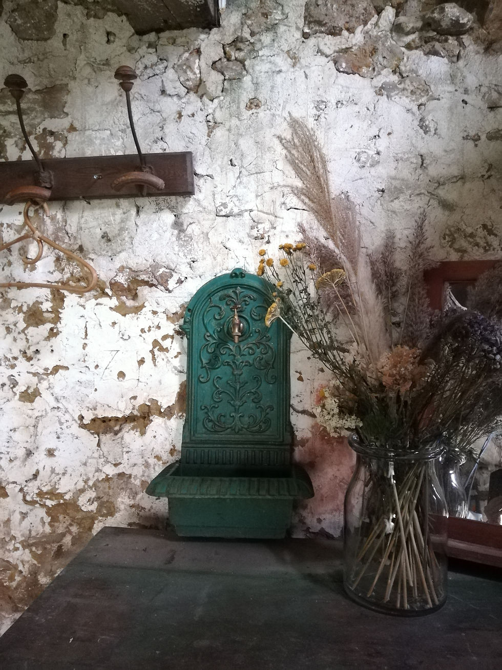 fontaine lavabo mural d'appoint