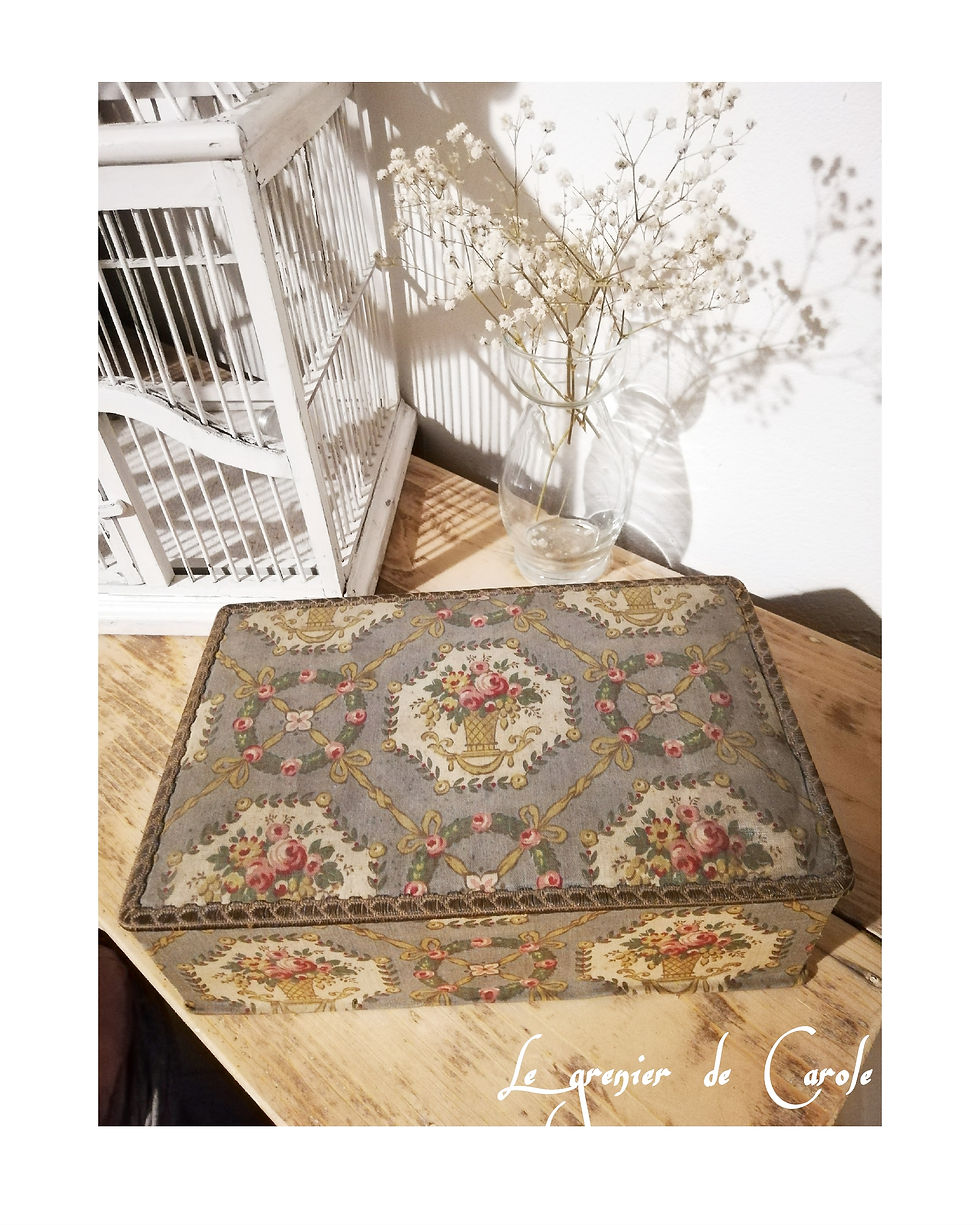 boite à couture en tissus vintage