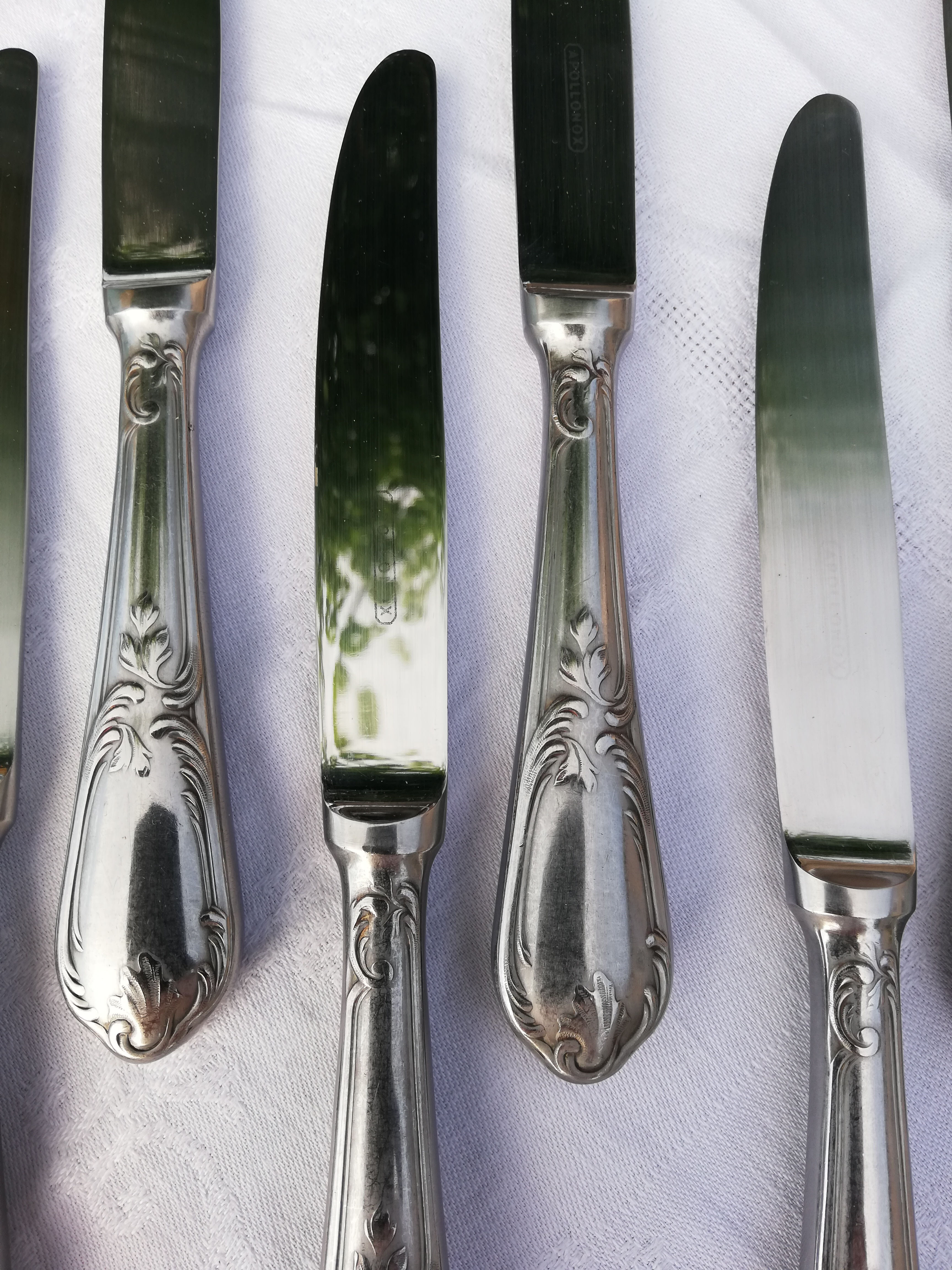 12 grands couteaux Apollonox