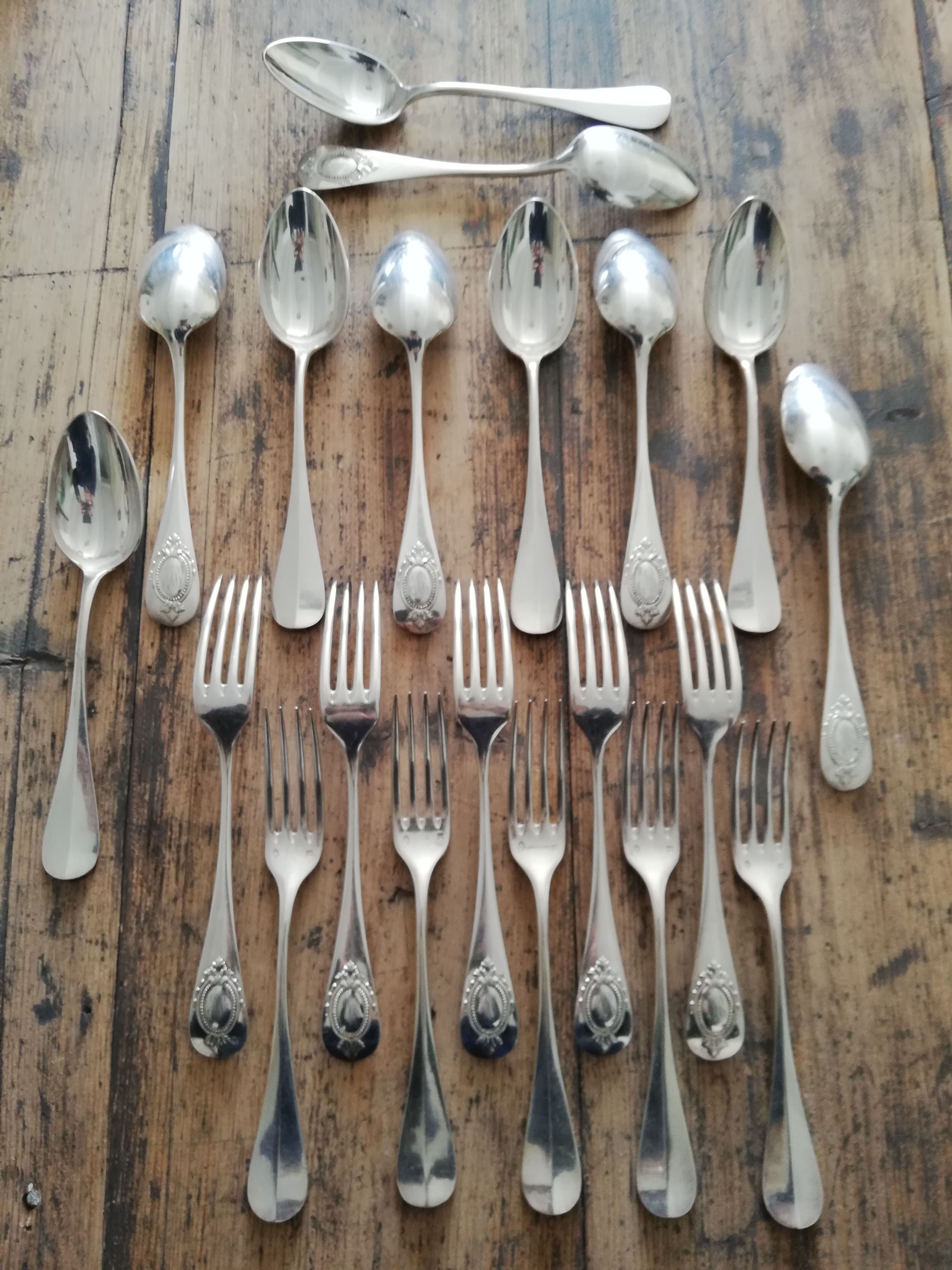 Magnifiques couverts en argent antérieur à 1880