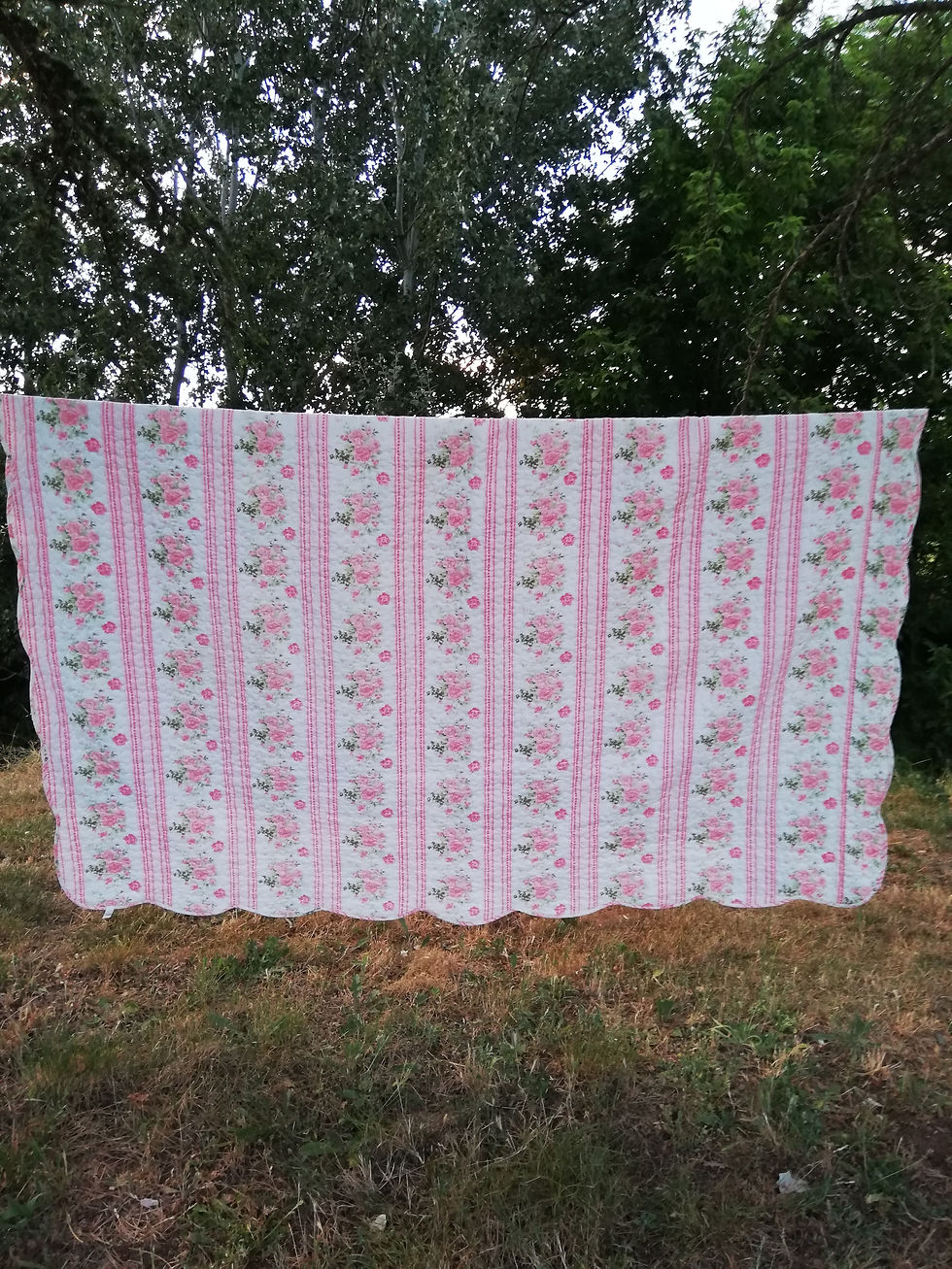 boutis rose et blanc