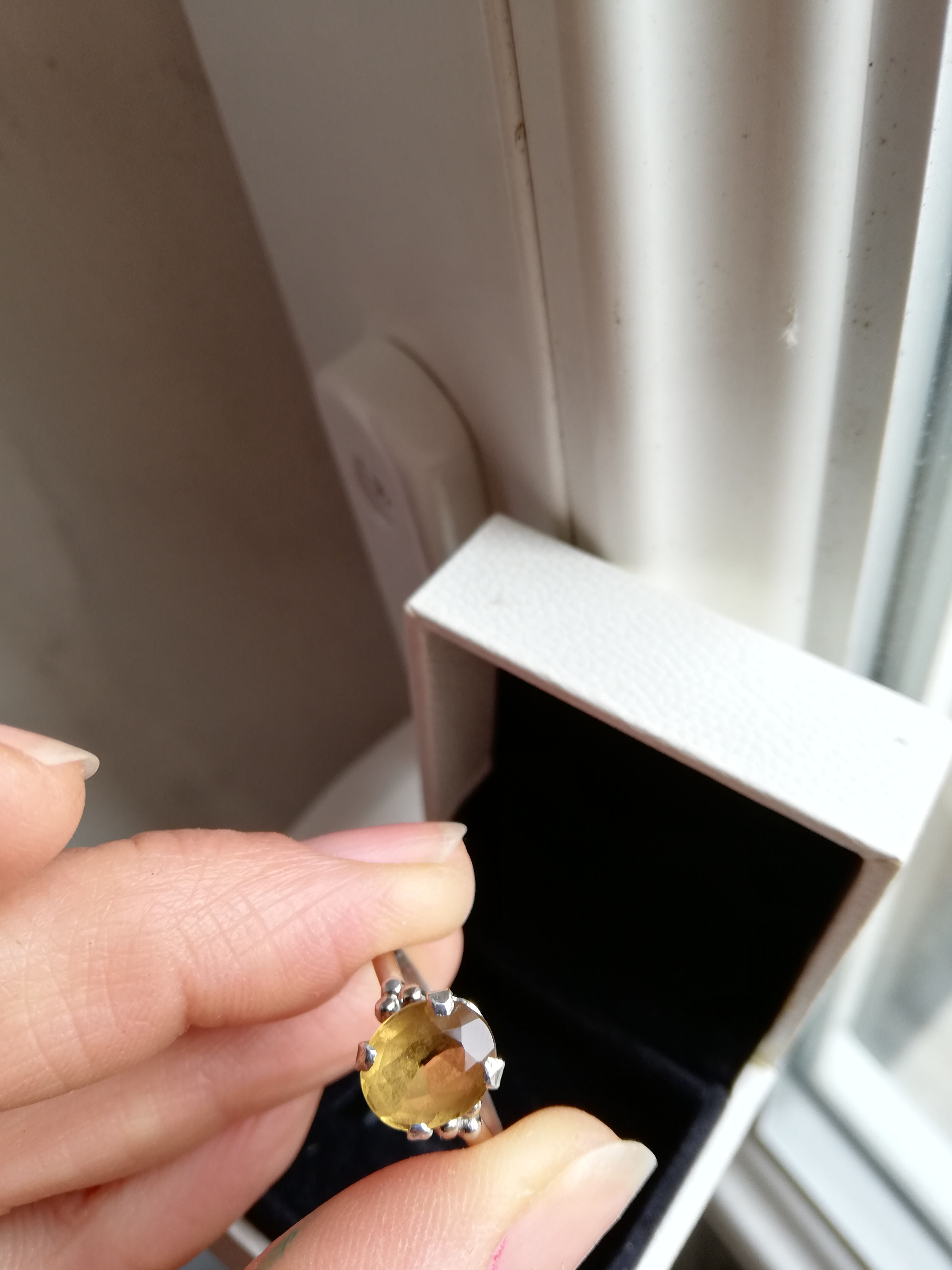 Bague vintage en argent avec citrine