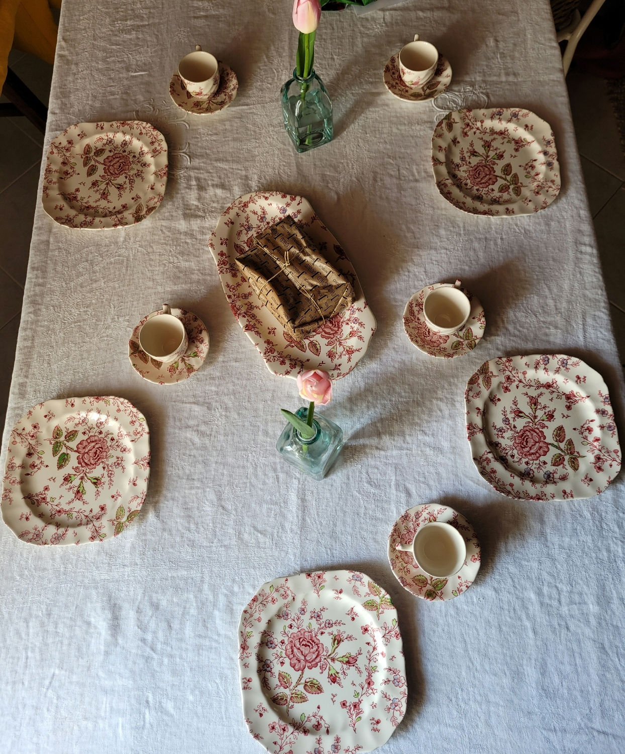 Assiettes à dessert Johnson brother modèle chintz