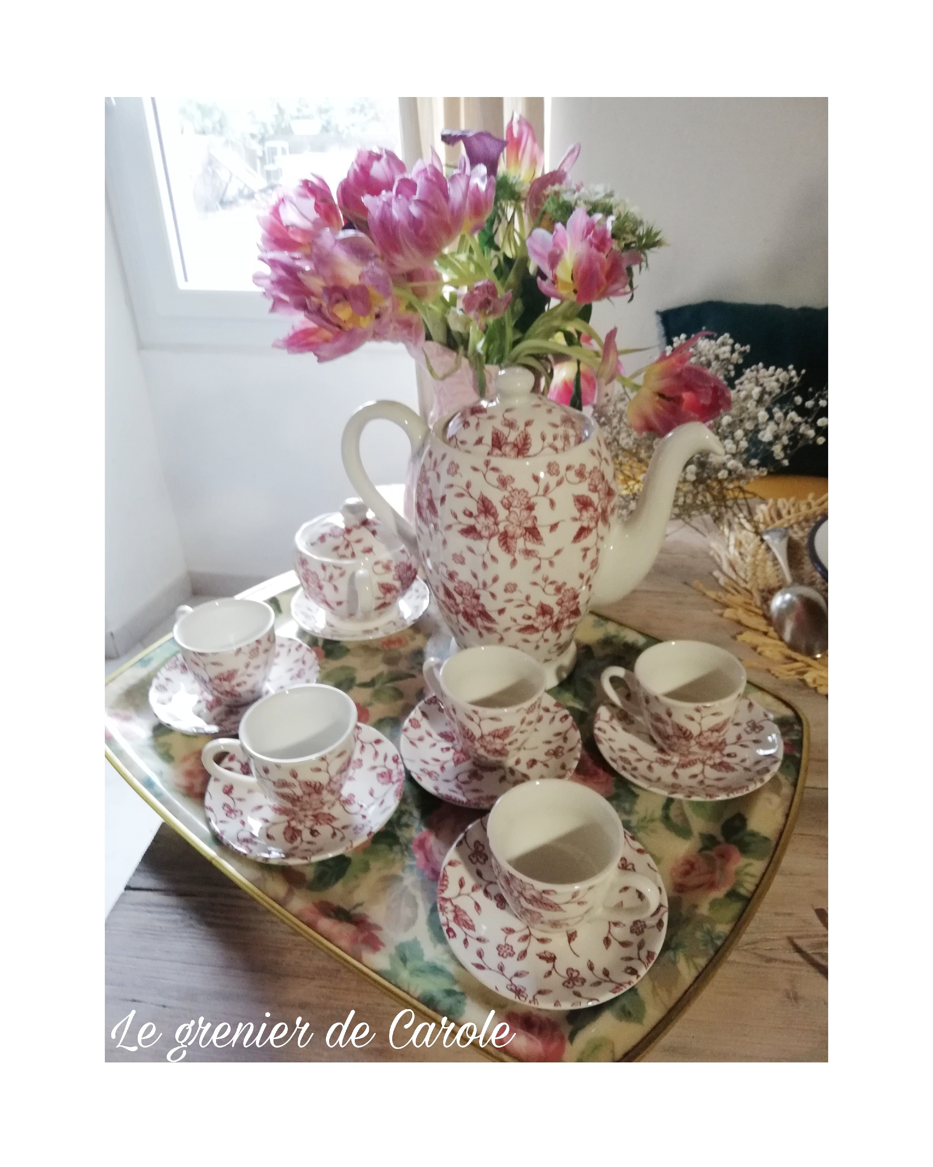 service a café ROYAL TUDOR