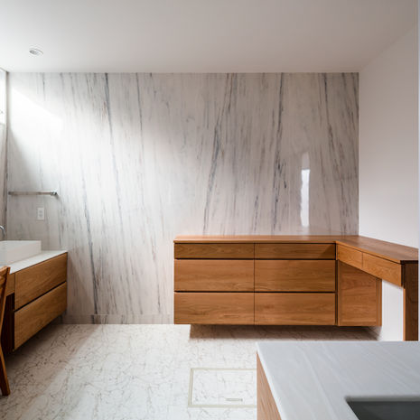 石と木で整える水まわり