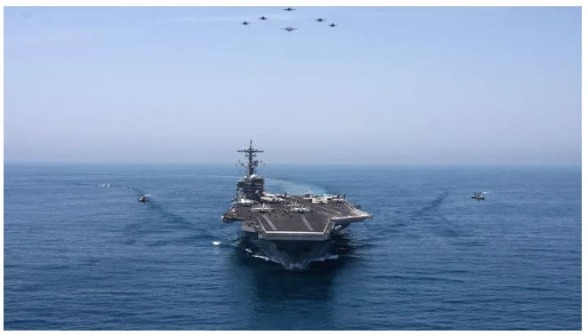 Το τρίτο αεροπλανοφόρο των ΗΠΑ ετοιμάζεται να αποπλεύσει για τη Μέση Ανατολή, σύμφωνα με τα ΜΜΕ
