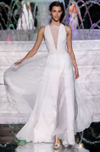 Escotes en clave lencero