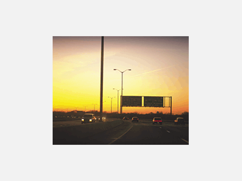 夕暮れの道路