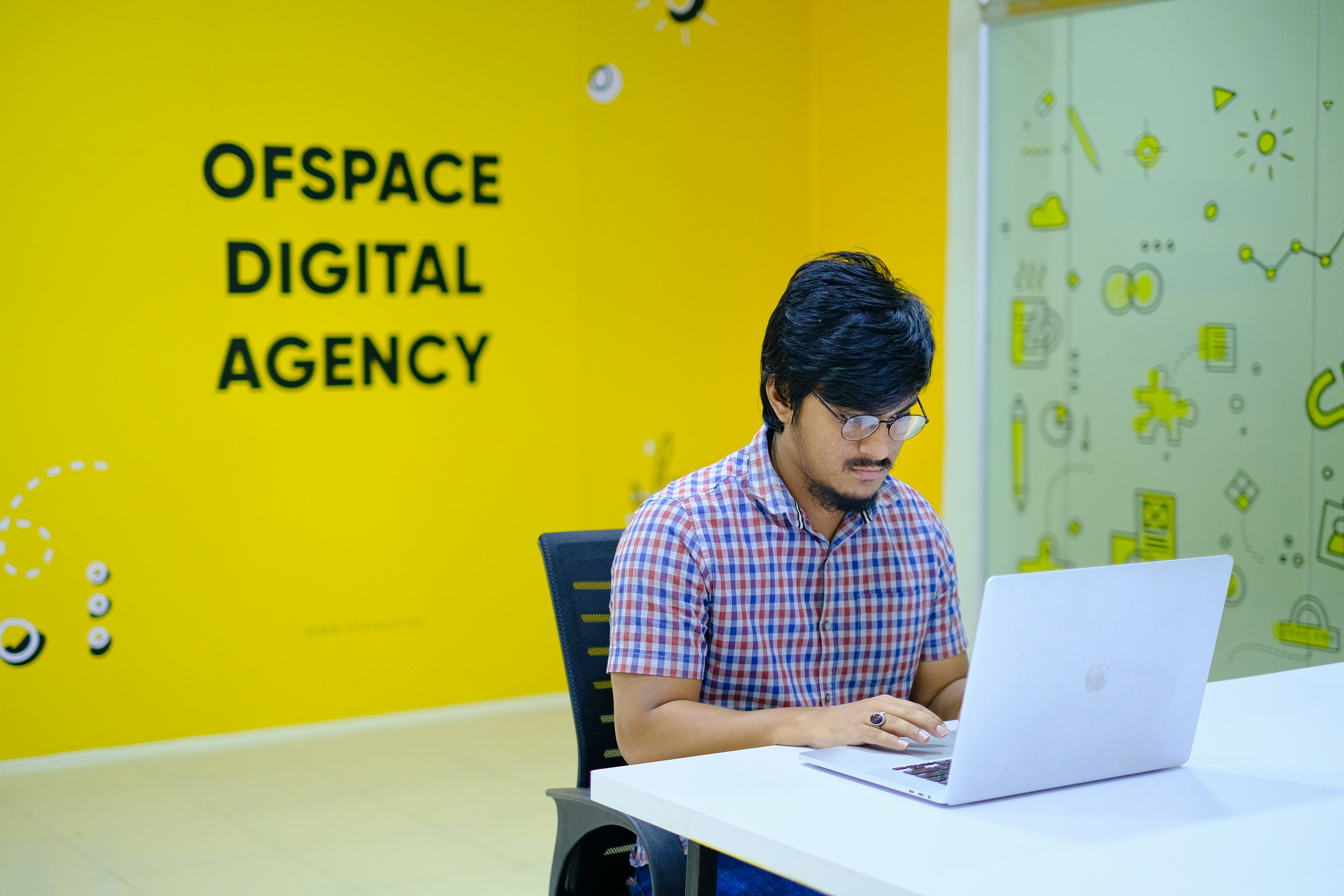 ofspace-llc-f7xpm3HEmBc-unsplash.jpg