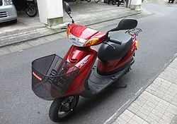 YAMAHA JOG50 (レッド)