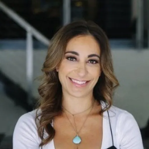 Deva Santiago-Crusoe 1.png