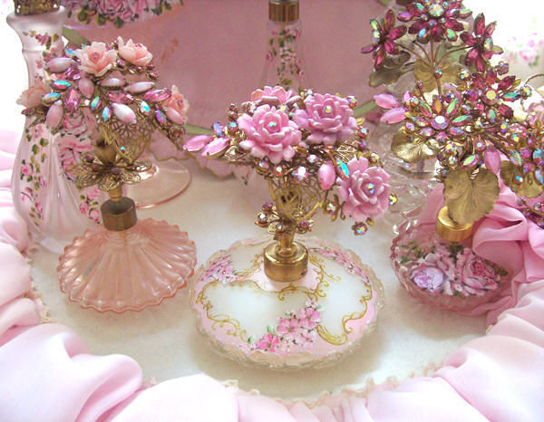 Thumbnail: Vintage Cased Glass Perfume Bottle