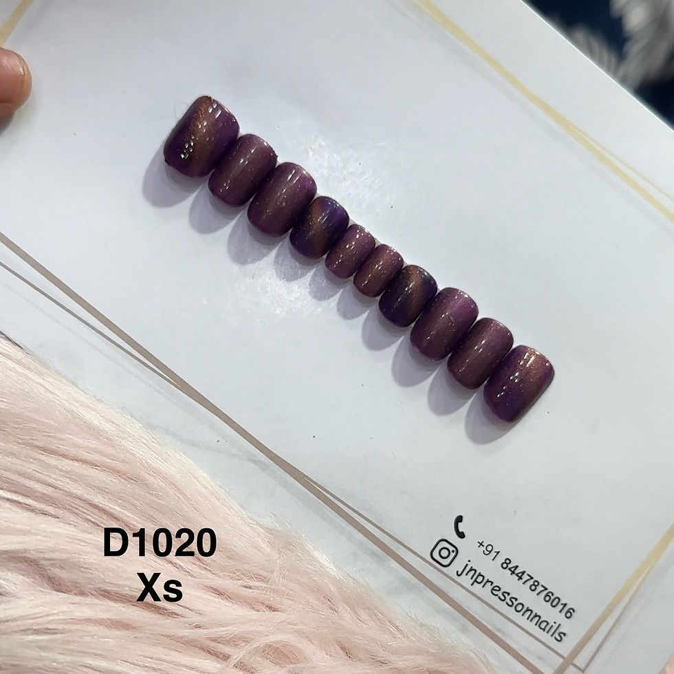 Midnight plum | Xs - Short square | Set of 10 or 12 nails