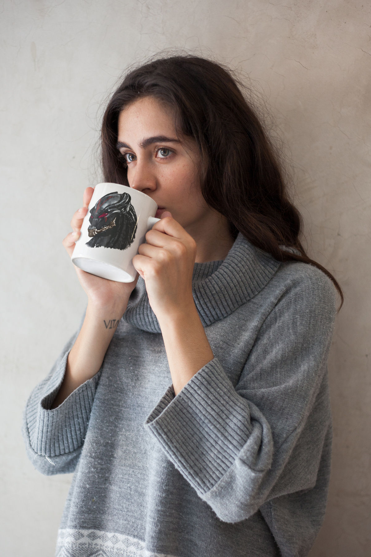 The Predator Karakter Baskılı Kupa Beyaz Porselen Mug