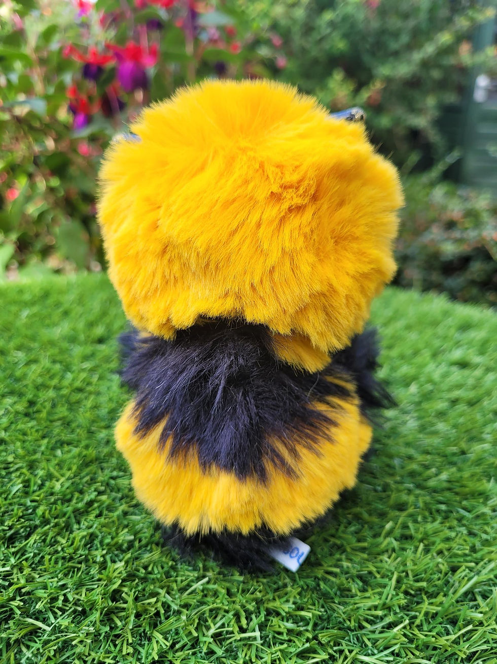 Thumbnail: Barnabee by Madabout Bears