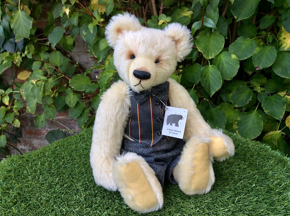 Once Loved Frederick by A Bear Behind