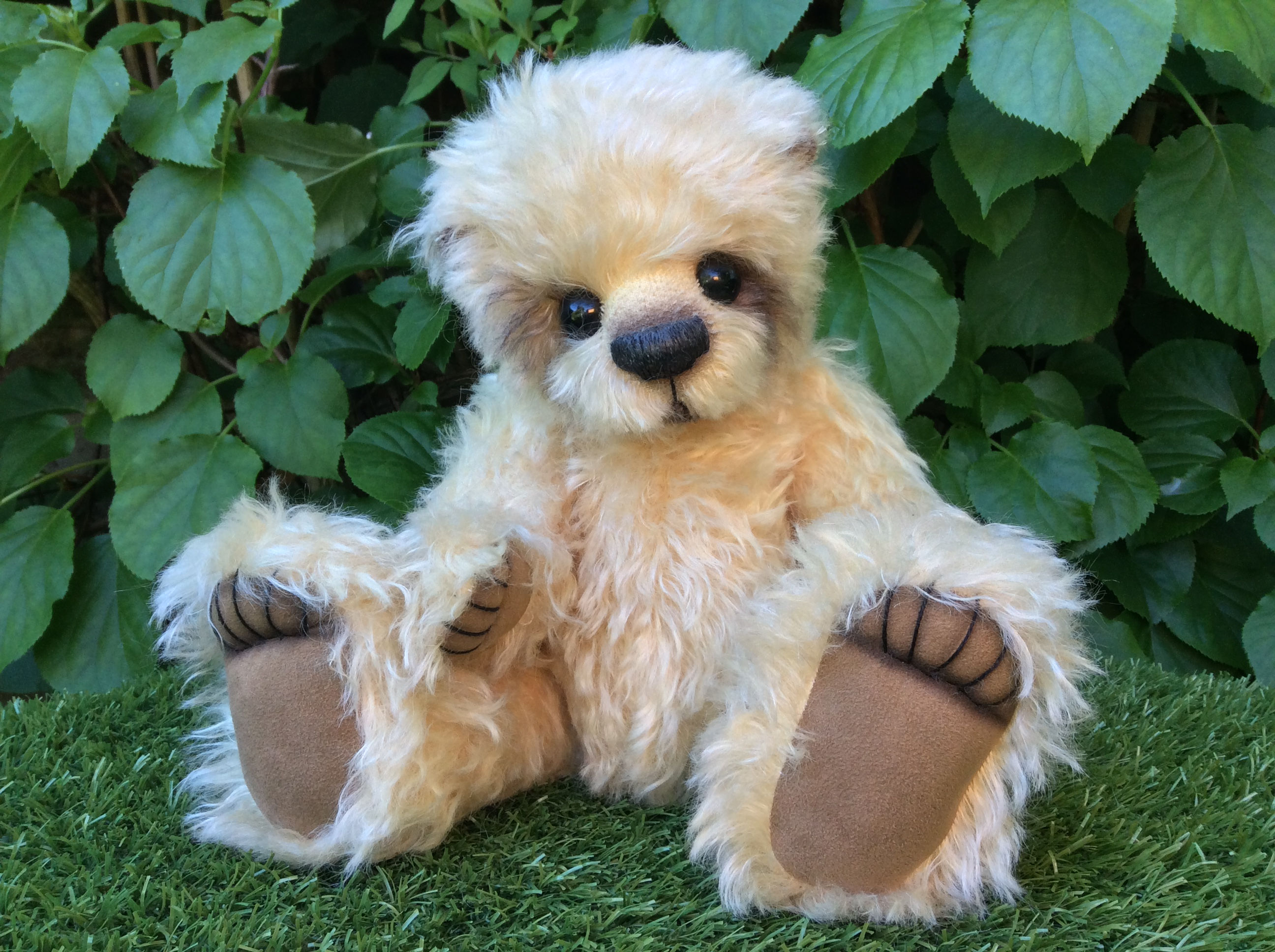 Once Loved Gold Bear by Changle