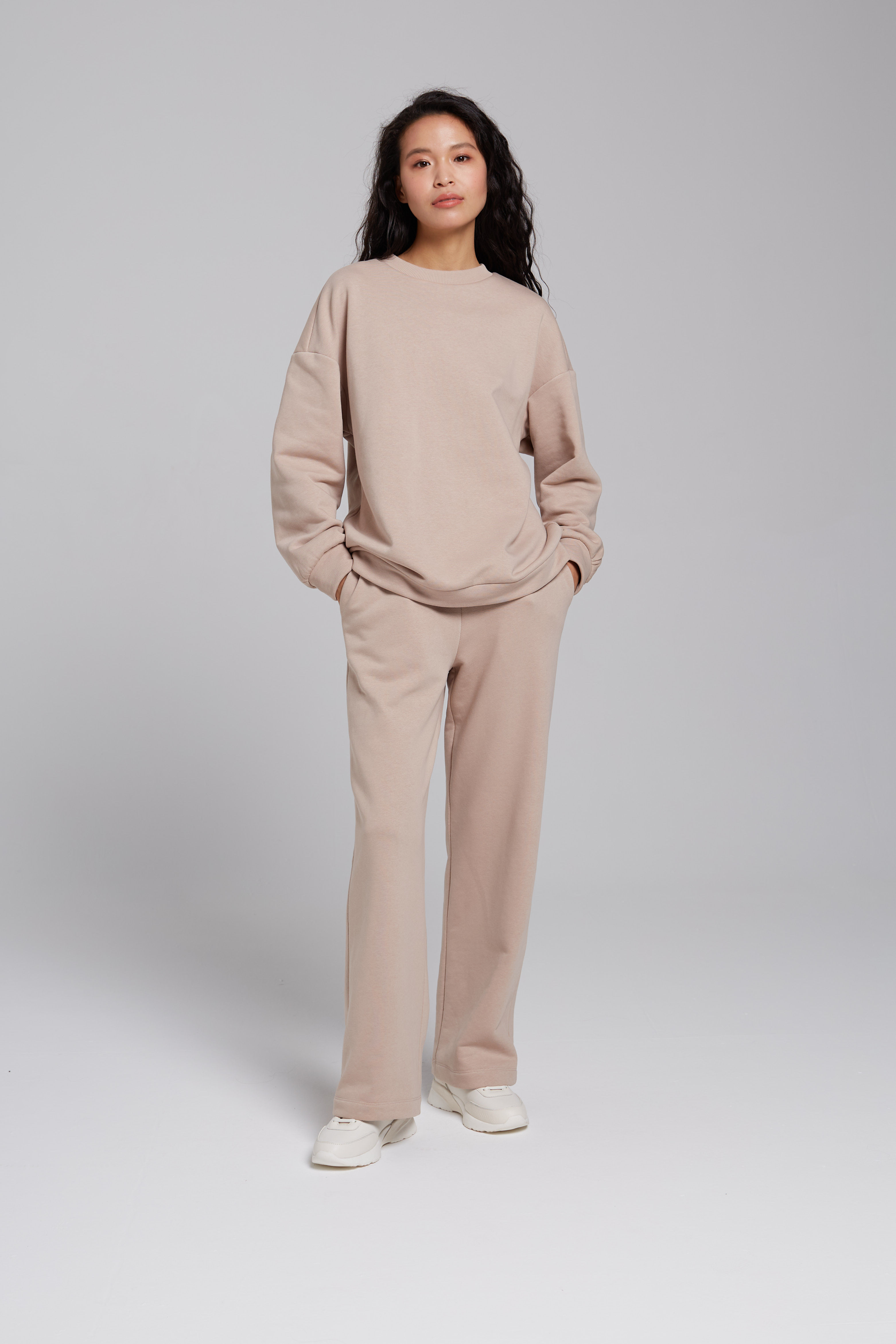 Трикотажные брюки прямого кроя