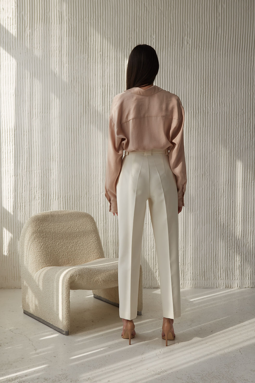 Миниатюра: Брюки-бананы с высокой посадкой