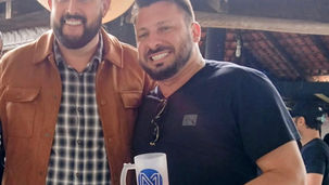 Tiago Montroni celebra aniversário em evento marcado por homenagens e presença de autoridades