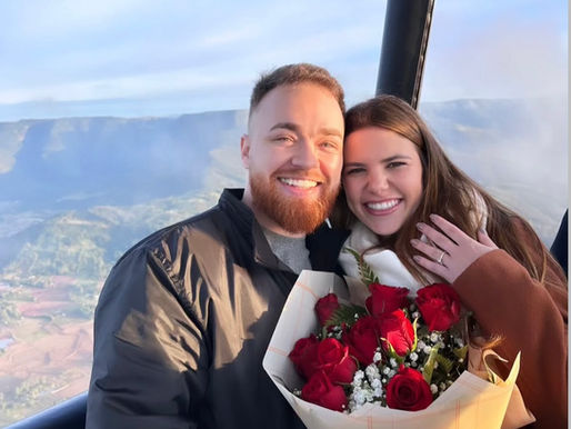 Casal que ficou noivo em voo da mesma empresa da tragédia relata experiência: “Faríamos tudo de novo”