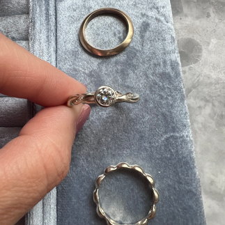 diamond solitaire ring