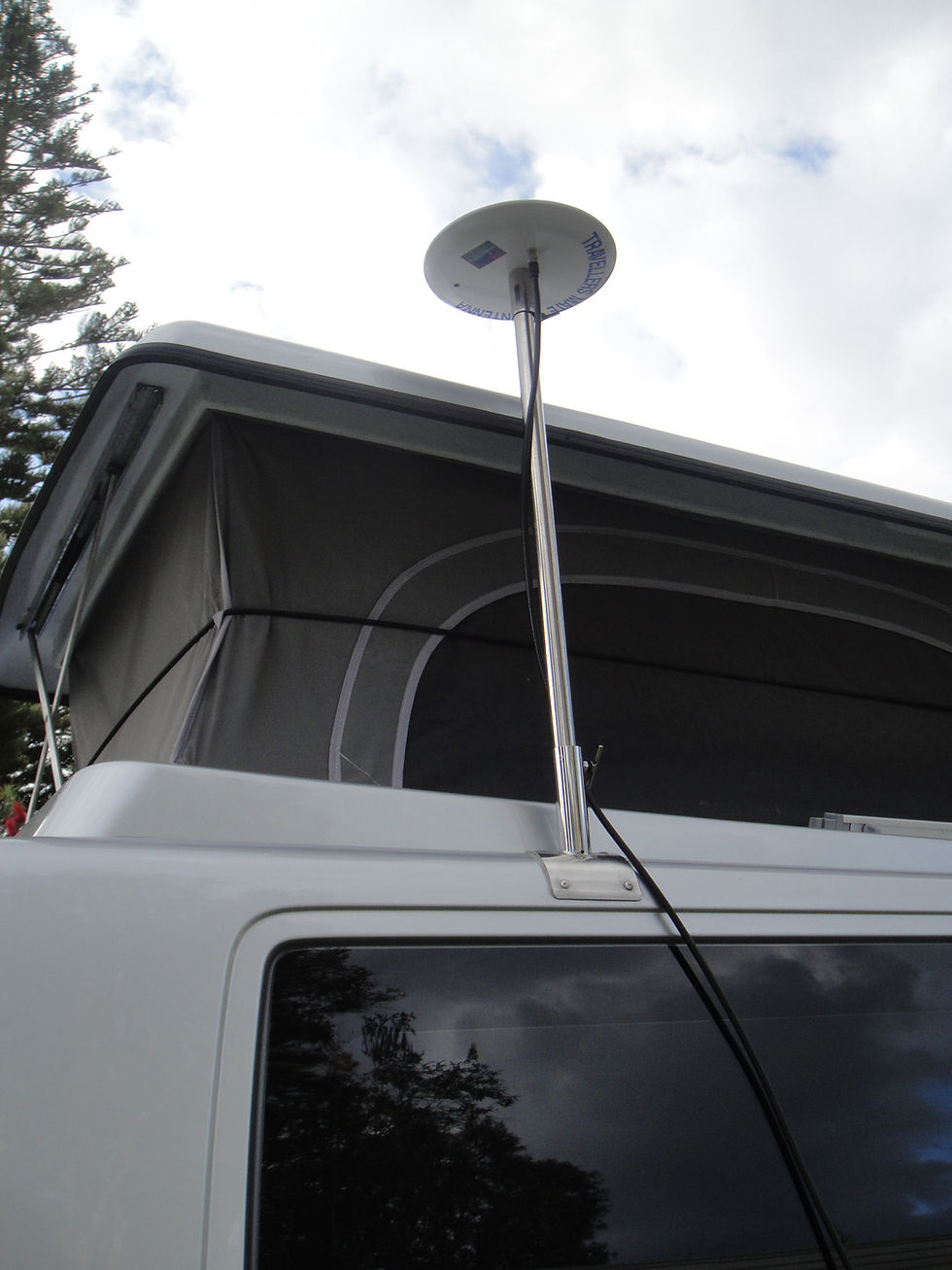 Thumbnail: Saturn Travellers Mate Antenna