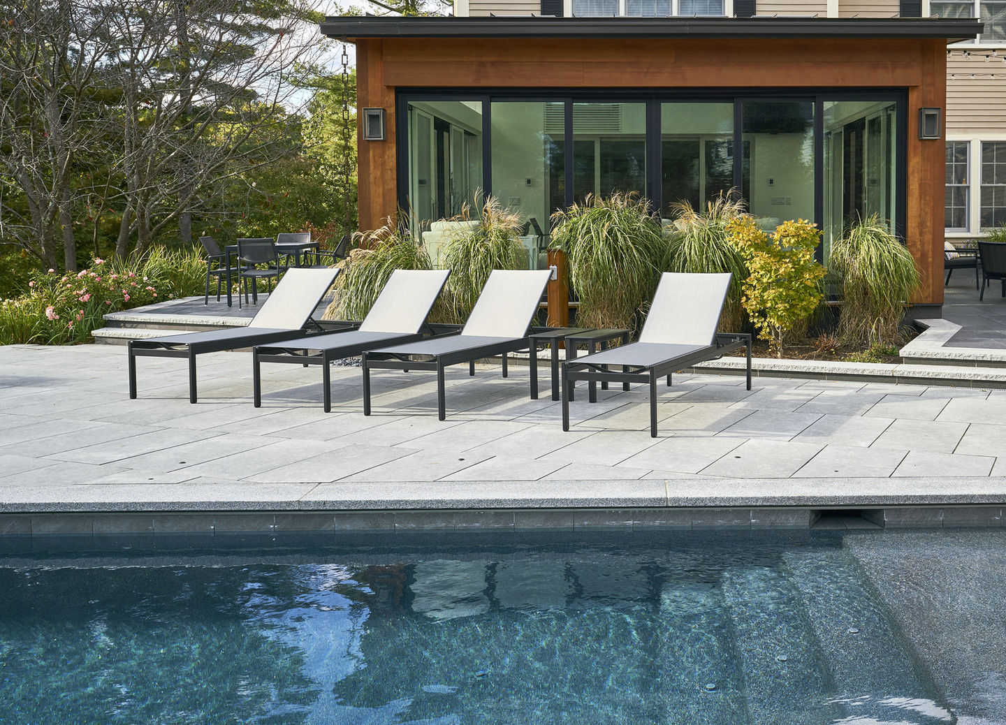 26 Rev Rd Exterior 1