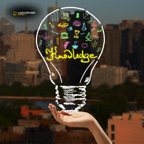 Hình bóng đèn sáng với chữ “Knowledge”, biểu tượng cho cách LingoPure giúp nhân viên và đội nhóm Việt Nam nâng cao kiến thức, gắn kết và làm việc nhóm hiệu quả.