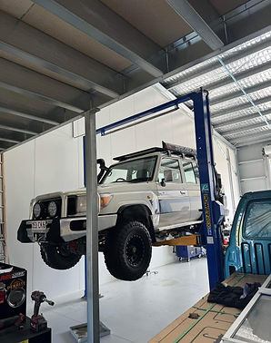 76 Series Landcruiser service & checkover