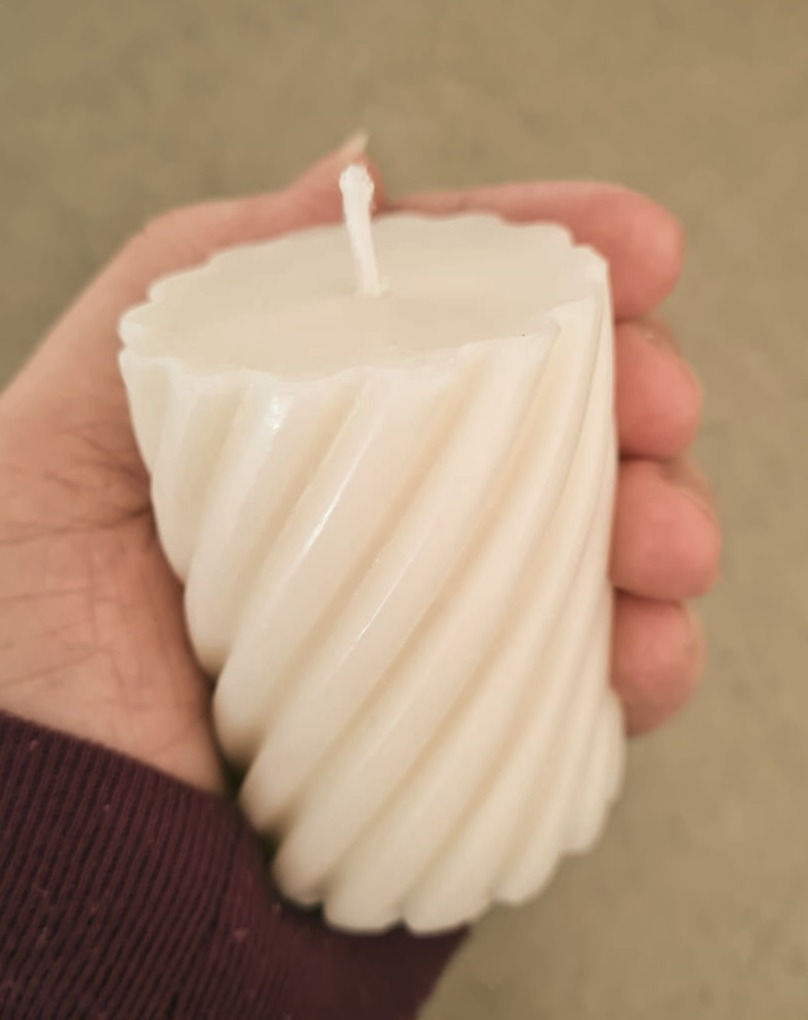 Miniatura: WAVES - Candle Decor