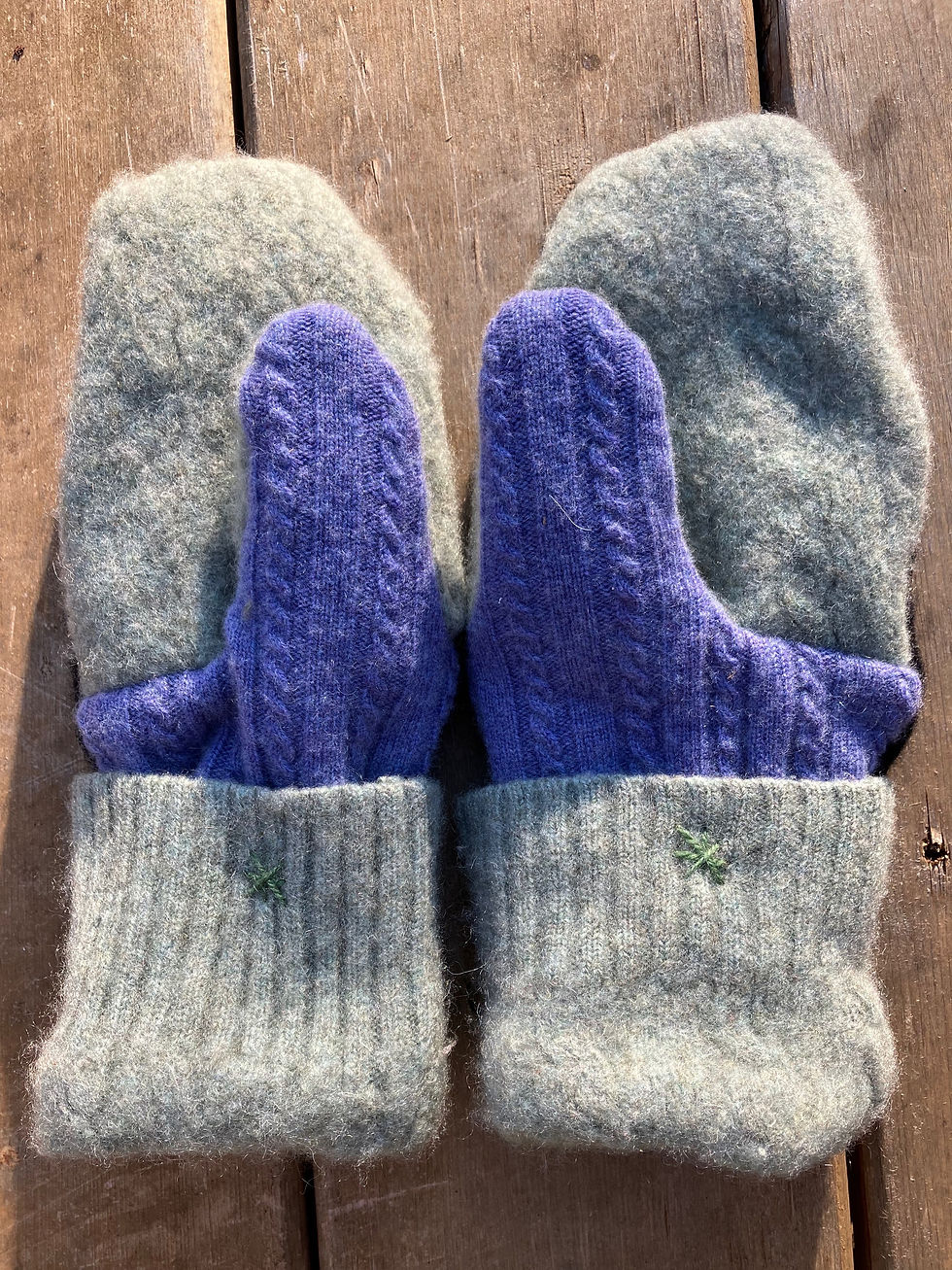 Thumbnail: All cashmere -black/green/purple, medium slender 