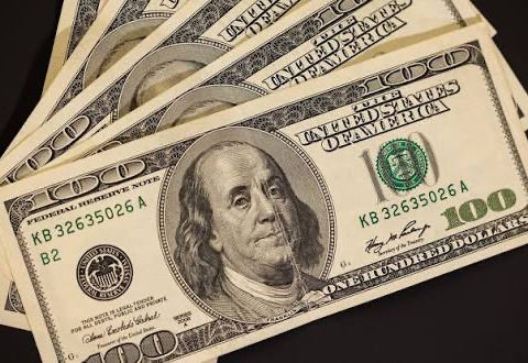 El dólar oficial cayó fuerte y perforó los $1.495 en el Banco Nación