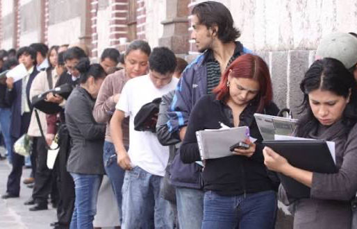 Desocupación en 7,8% en el primer trimestre: bajó poco, pero crecen la subocupación y el trabajo informal