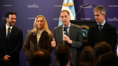 Por el Mundial, Karina Milei reprogramó la mesa política: será el miércoles y con Santilli como debutante