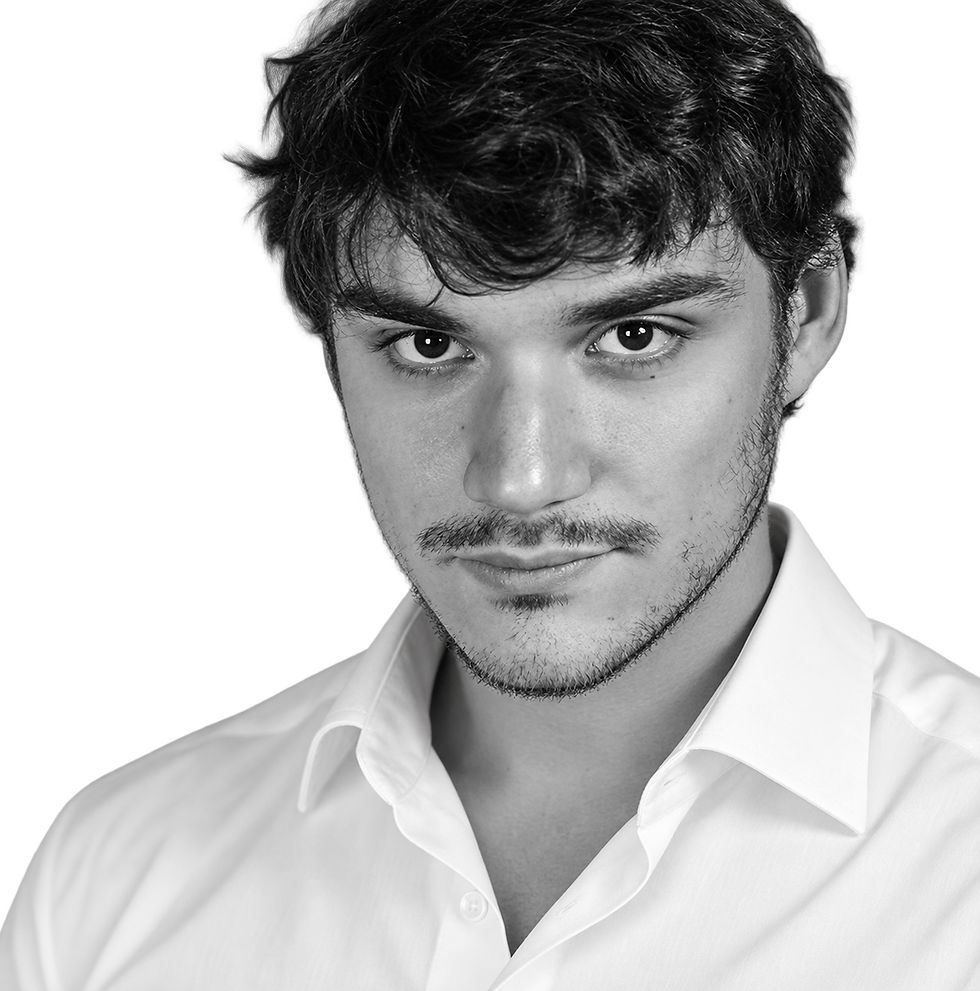 Ritratto monocromatico su sfondo trasparente.png