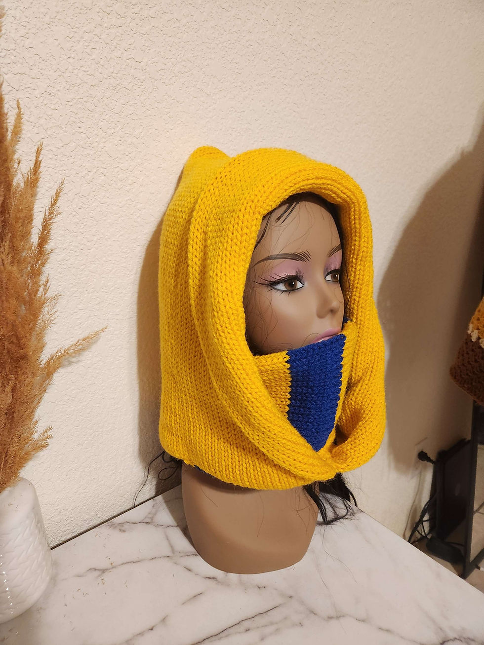 Thumbnail: Hooded Scarf (Snood)