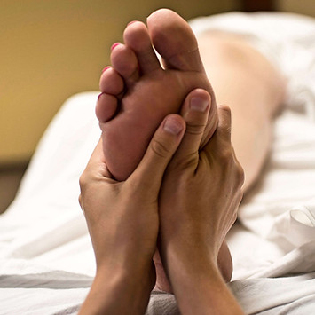 Fussreflexzonenmassage in der Naturheilpraxis in Horgen zur Stressreduktion und anregen der Organe