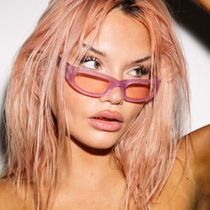 ULTRAVIVIDPINK UNVEILS DEBUT EP 'ULTRA' SHOWCASING A MESMERISING JOURNEY THROUGH LOVE, LUST, AND SELF-WORTH