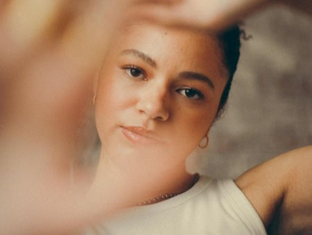 NECTAR WOODE UNVEILS "GOOD VIBRATIONS" AS A SOULFUL ODE TO POSITIVITY AND UNITY 