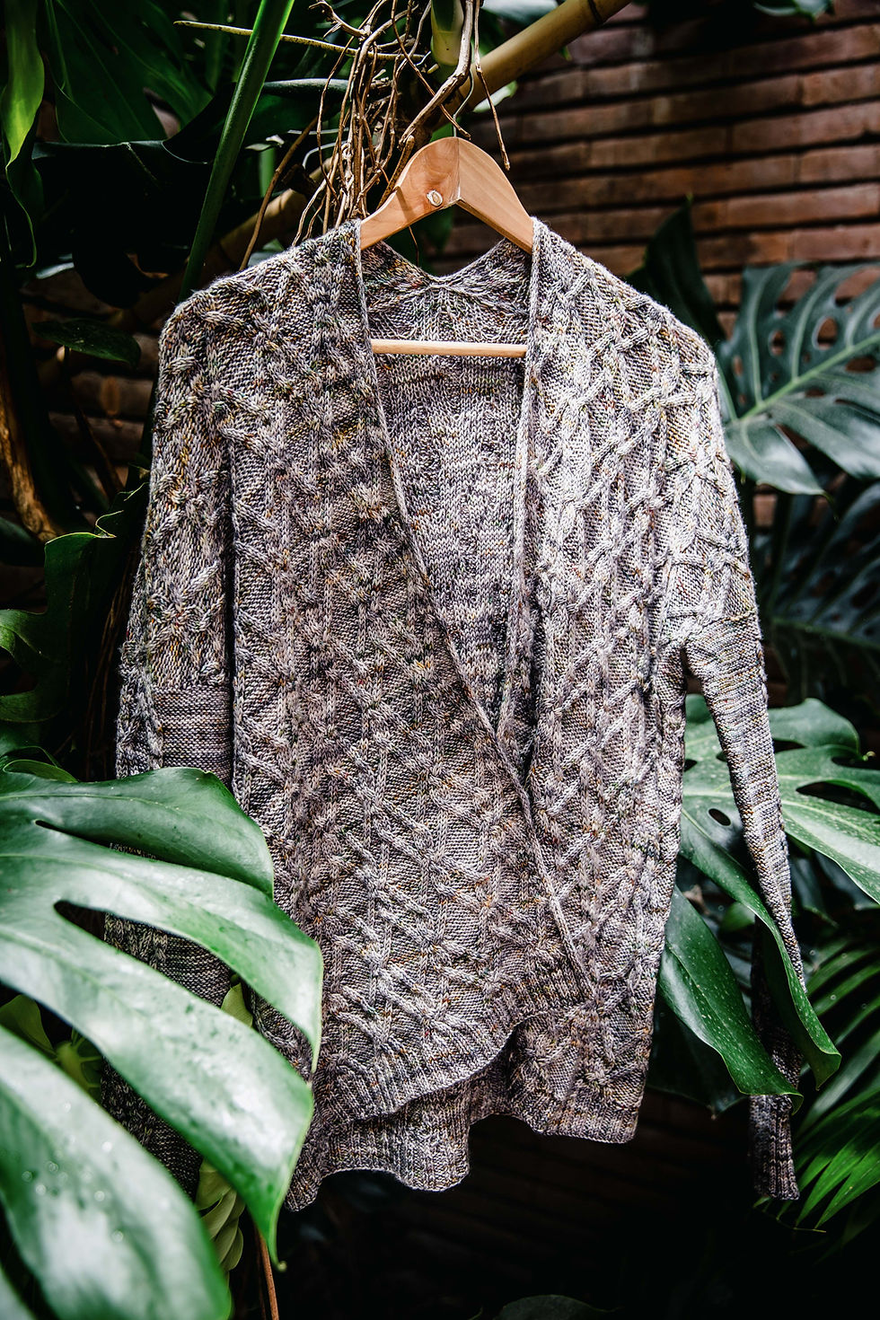 Thumbnail: Monstera Cardigan