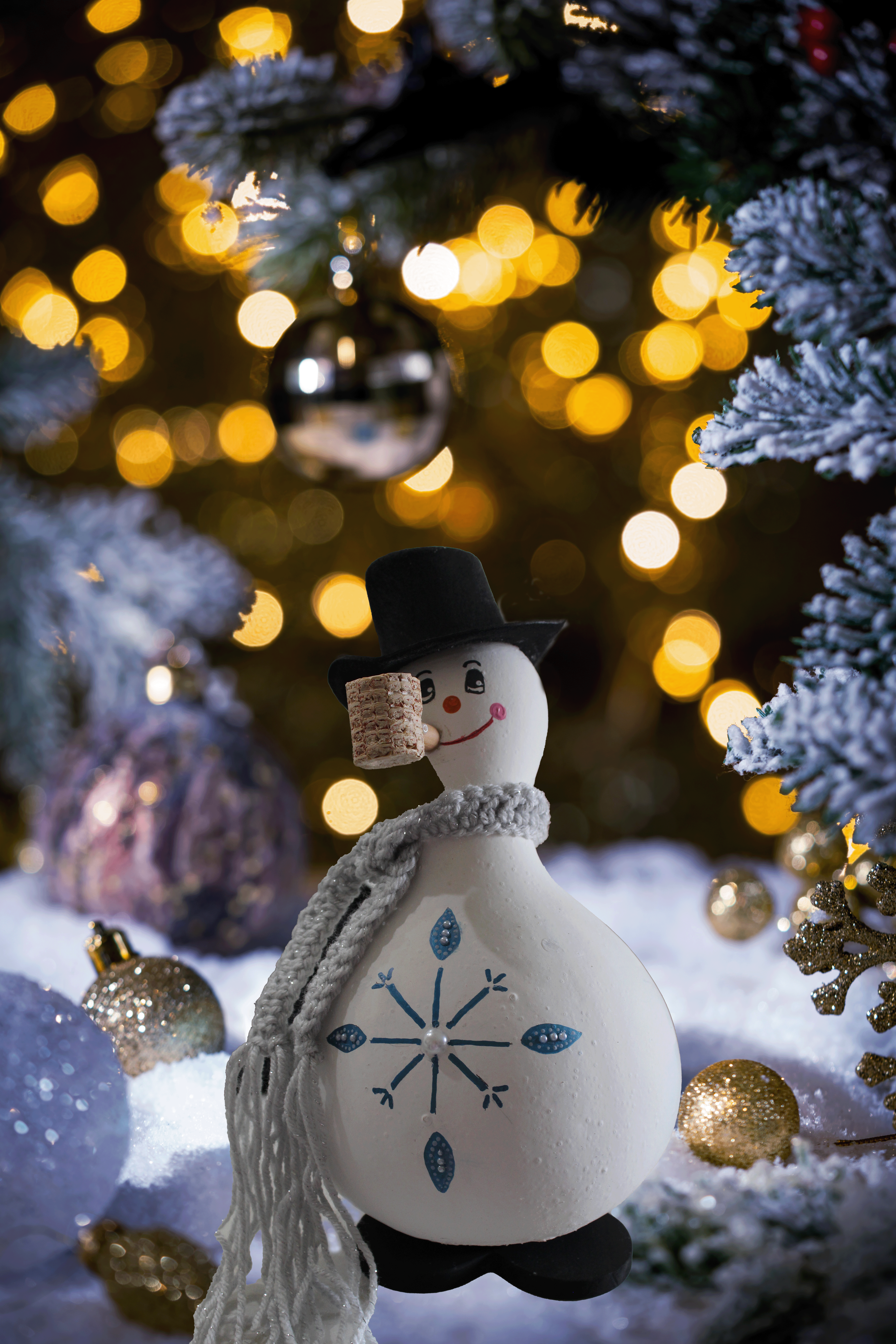 Snowman with Corn Cob Pipe