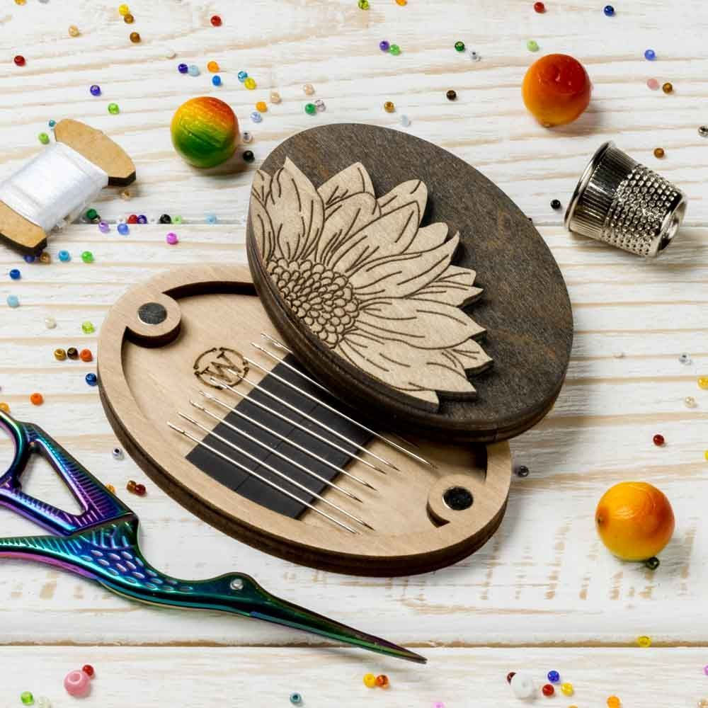 Sunflower Oval Needle Holder